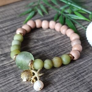 Essential Oil Diffuser Bracelet Ghana Seaglass & Green Jade